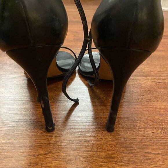 Stuart Weitzman Black Leather Nudist Sandal 9 - Picture 6 of 8